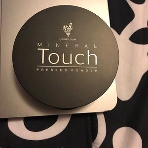 Scarlet Pressed Powder